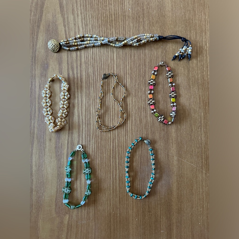 Set of 5- Handbeaded Bracelets